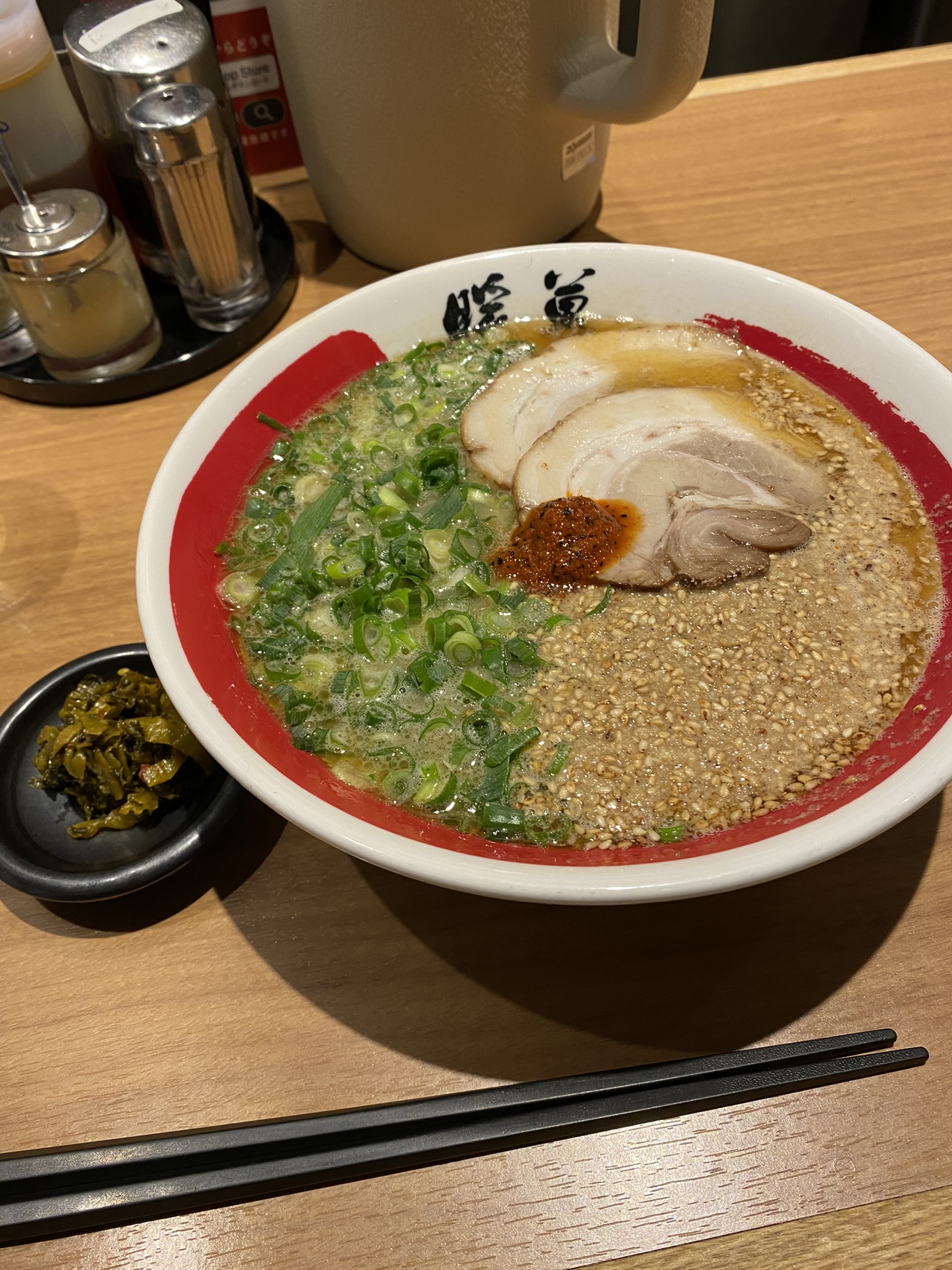 Danbo Ramen table set gyoza fried dumpling rice side dish Fukuoka hakata complete meal