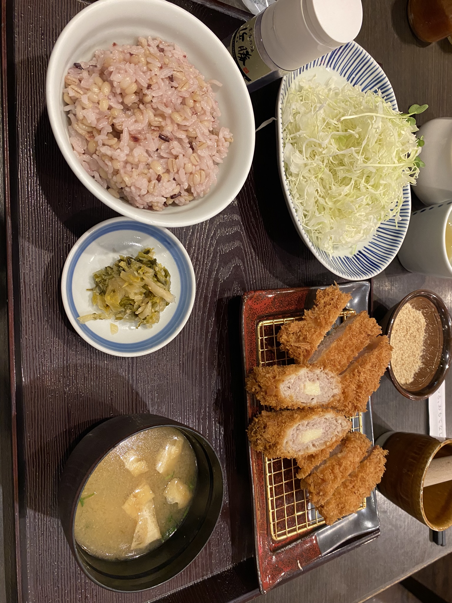 Hamaya seafood izakaya table dishes set variety Fukuoka local seafood feast